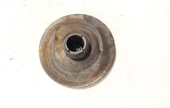 BMW X6 E71 Front coil spring rubber mount 677154202