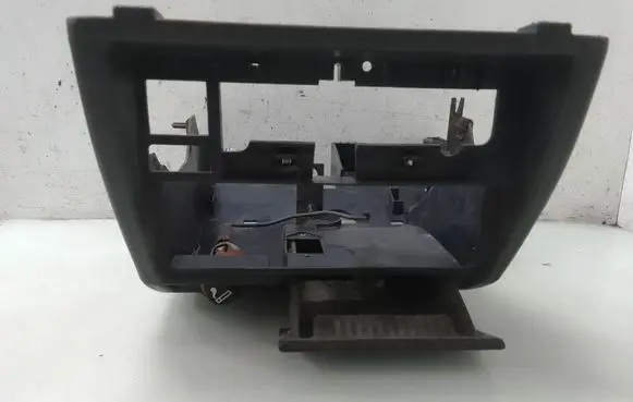 Audi 80 90 B2 Center console 811857007