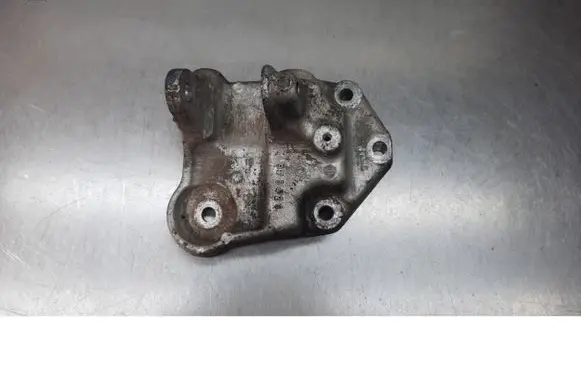 Fiat Scudo Engine mounting bracket 975420
