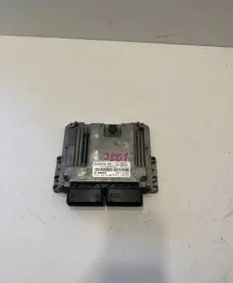 Ford Transit Courier Engine control unit/module AT7112A650EA 0281039582