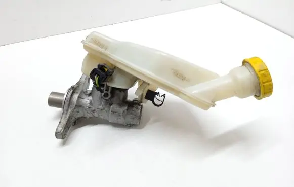 Citroen C3 Picasso Master brake cylinder 32069745