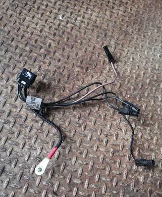 BMW 4 F36 Gran coupe Glow plug wires 858844801 8588448