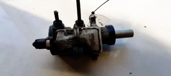 Ford Focus Master brake cylinder L519888