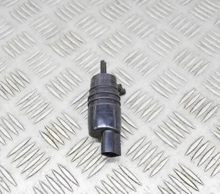 BMW 1 F20 F21 Windscreen/windshield washer pump 7310147