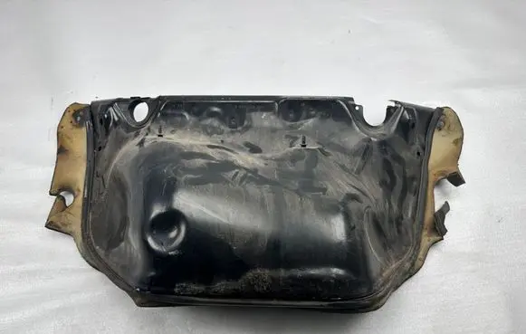 Audi A8 S8 D4 4H Other engine part 4H0819523G 4H0819523