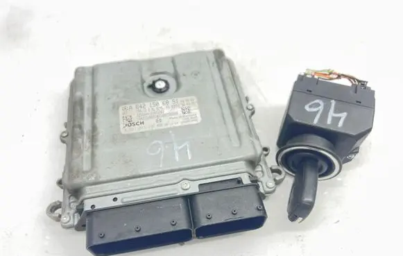 Mercedes-Benz R W251 Engine ECU kit and lock set A6421506891 1645450708