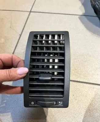 Volkswagen Polo IV 9N3 Dashboard side air vent grill/cover trim 6Q0819703