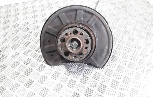Mercedes-Benz E W212 Rear wheel hub