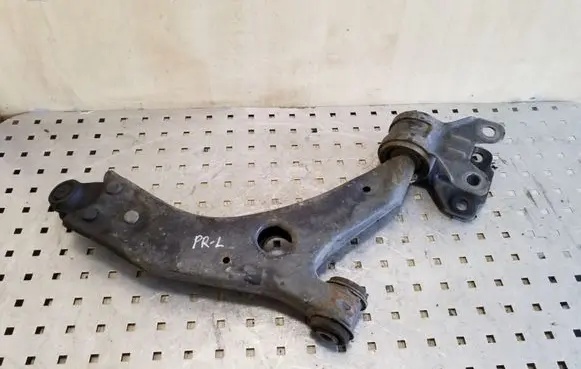Ford Focus Front lower control arm/wishbone