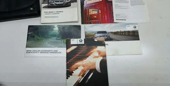 BMW 3 E90 E91 Owners service history hand book 