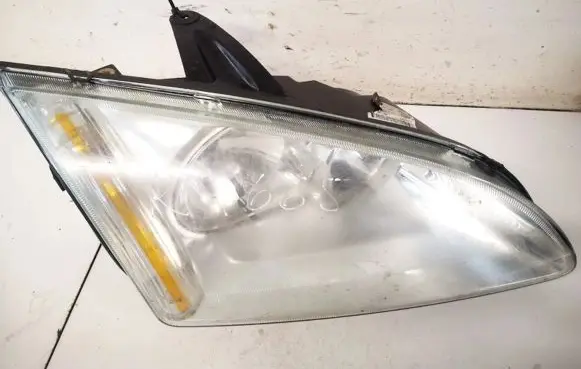 Ford Focus Headlight/headlamp 4m5113w029ad 4m51-13w029-ad