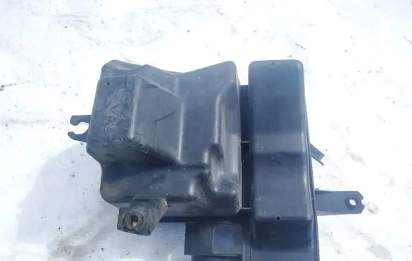 Intake resonator