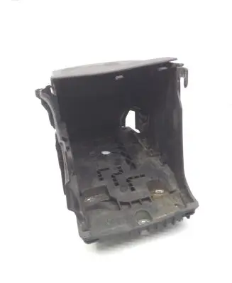 Battery box tray