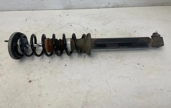 BMW 5 F10 F11 Front shock absorber/damper