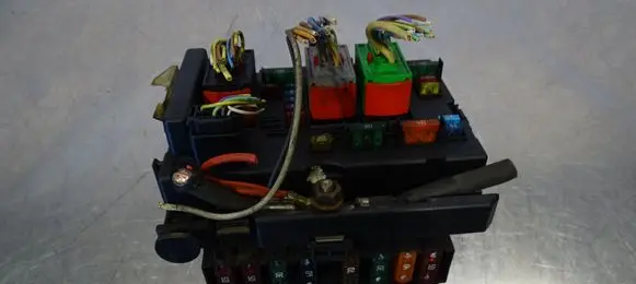 Peugeot 807 BSM Control unit 9650663880