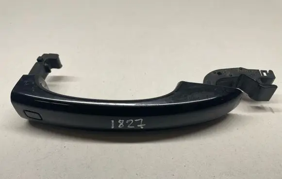 Audi A5 Sportback 8TA Front door exterior handle 8T0837205A