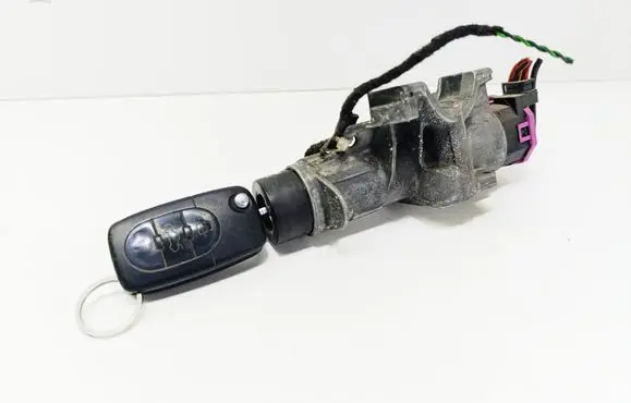 Audi A4 S4 B5 8D Ignition lock 4B0905851C