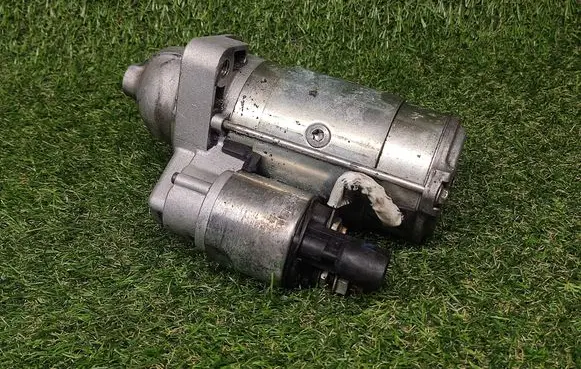 Volkswagen Crafter Starter motor 076911023B