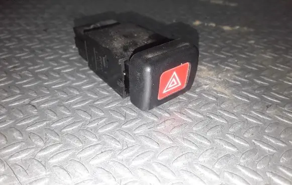 Mitsubishi Space Star Hazard light switch MR270315