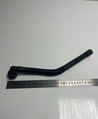 Volkswagen Golf V Breather hose/pipe 3C0129637C