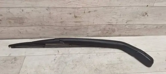 Toyota Corolla Verso E121 Rear wiper blade arm 