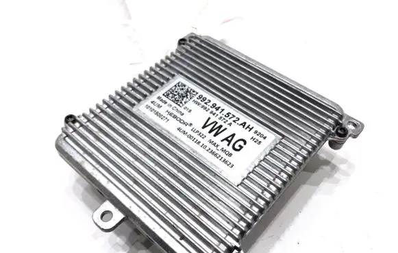 Skoda Superb B9 Voltage converter/converter module 992941572AH