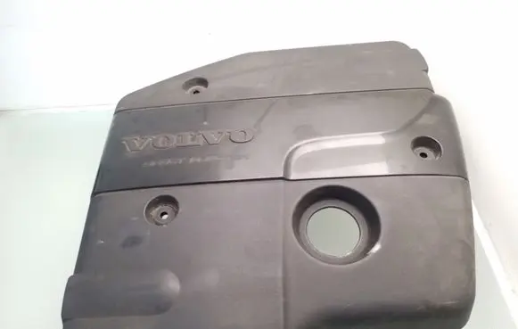 Volvo S40, V40 Engine cover (trim)