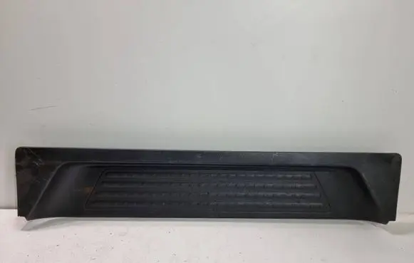 Volkswagen Transporter - Caravelle T6 Rear sill trim cover 7H0863725T F0010504