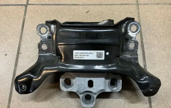Audi A3 S3 8V Gearbox mount 5Q0199555AD