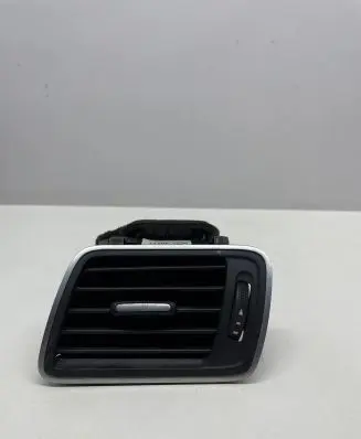 Volkswagen PASSAT B7 Dashboard side air vent grill/cover trim 3AB819701A