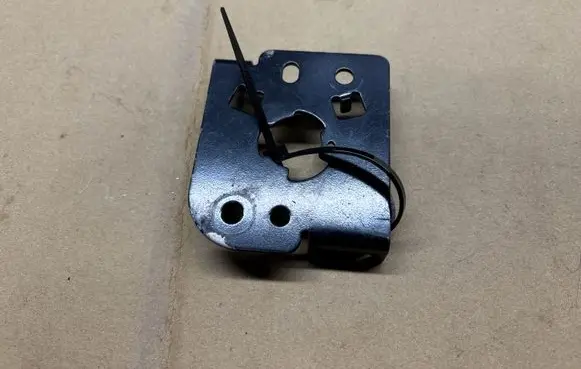 Porsche Macan (95B) Engine bonnet/hood lock/latch loop/hook 