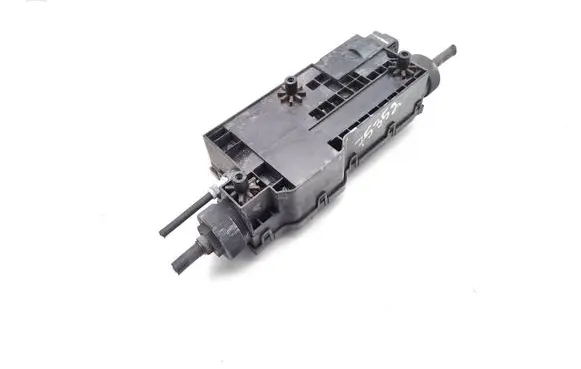 BMW X5 F15 Hand brake/parking brake motor 6864546 13665010 3443686454602