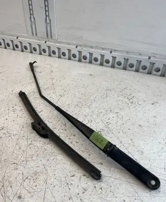 Volkswagen Caddy Front wiper blade arm 2K1955410