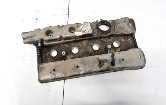 Rocker cam cover