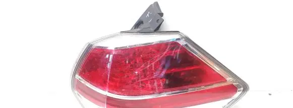 Nissan X-Trail T32 Rear/tail lights 22017939