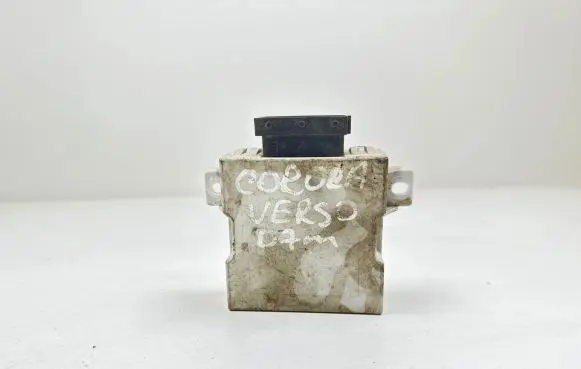 Toyota Corolla Verso AR10 Window wiper relay 150696