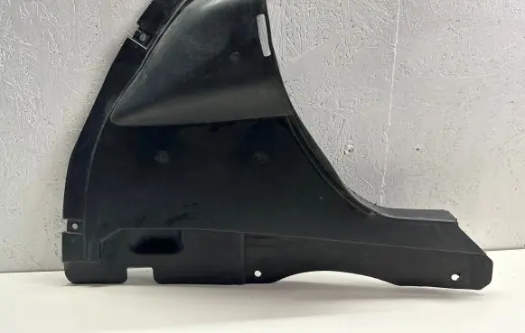 Front bumper skid plate/under tray