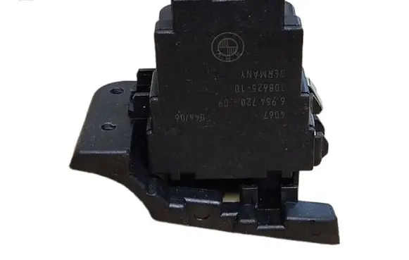 BMW 3 E90 E91 Ignition lock 6954720