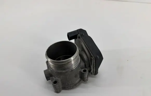 Audi A4 S4 B8 8K Throttle valve 06F133062Q