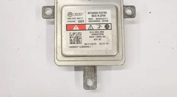 Volkswagen Caddy Headlight ballast module Xenon 8K0941597F