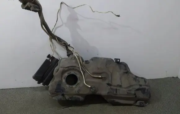 Volkswagen Polo VI Fuel tank 2Q020101
