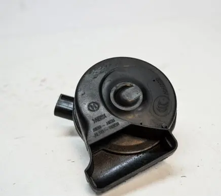 Volkswagen PASSAT B7 Horn signal