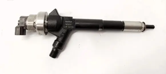Opel Mokka Fuel injector 55567729 24132