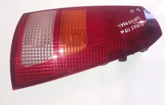Ford Focus Rear/tail lights XS4X13N004EC