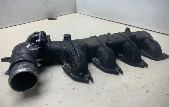 Citroen C5 Intake manifold 9635616310
