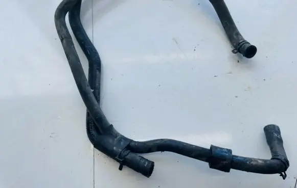 Volkswagen Golf IV Engine coolant pipe/hose
