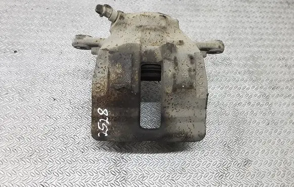 Mercedes-Benz C W203 Front brake caliper