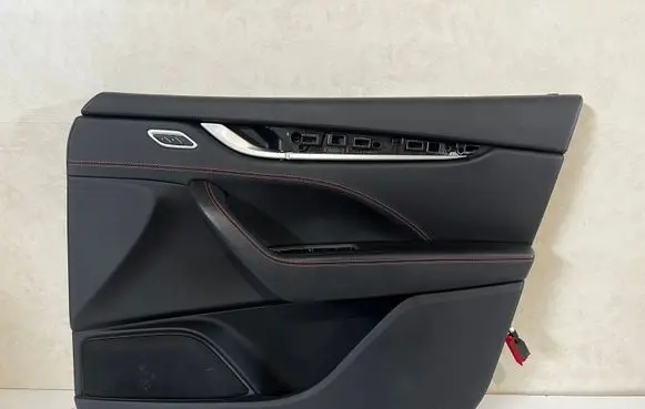 Maserati Levante Front door card panel trim 6700475080