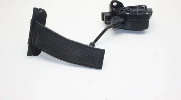 Honda Accord Accelerator throttle pedal 1988007720