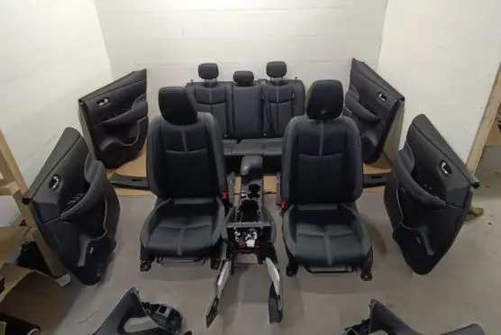 Nissan Leaf II (ZE1) Interior set 